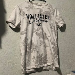 Hollister shirt in good condition